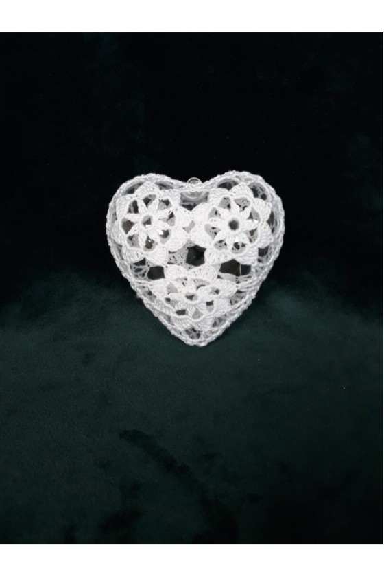 Bombka serce "kwiatki", szer. 8 cm., wys. 8 cm., gł. 4 cm., wykonana ręcznie